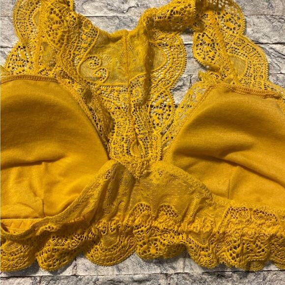 Medium Yellow Lace Bralette - Picture 6 of 8